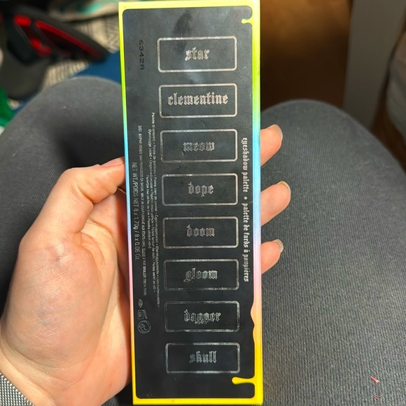 Kat Von D Pastel Goth Palette - Picture 3 of 4